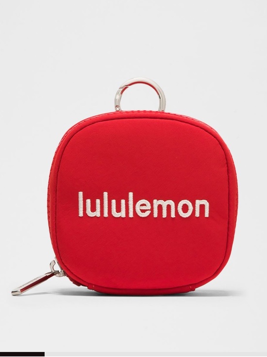 lululemon athletica Accessories - Lululemon Clippable Commuter Organizer Pouch Oxford Red NWT Logo‎ Travel Case